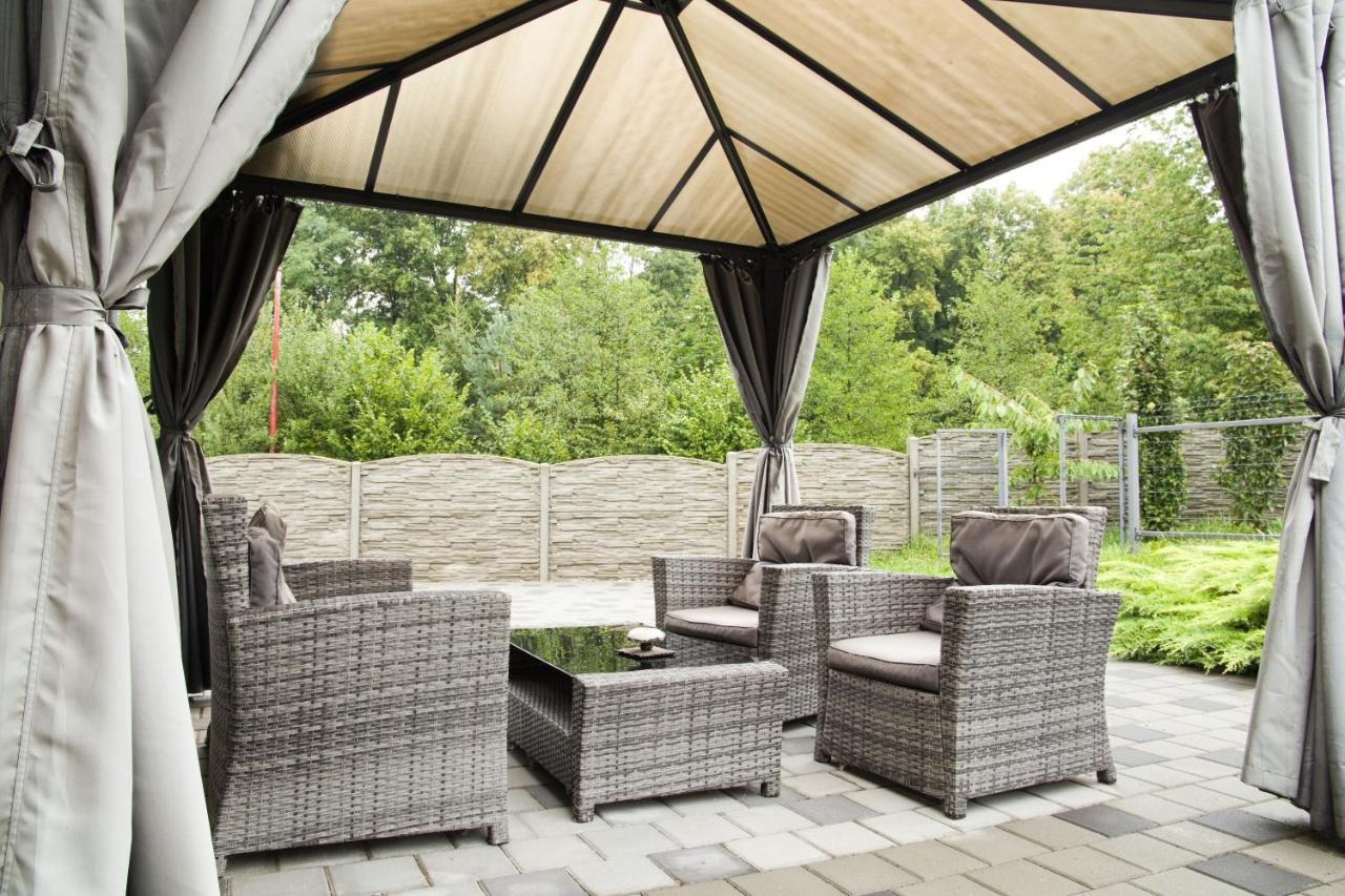 Apartmany A Wellness Vmal Skutec Exterior photo